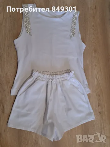Сет къси панталони и топ