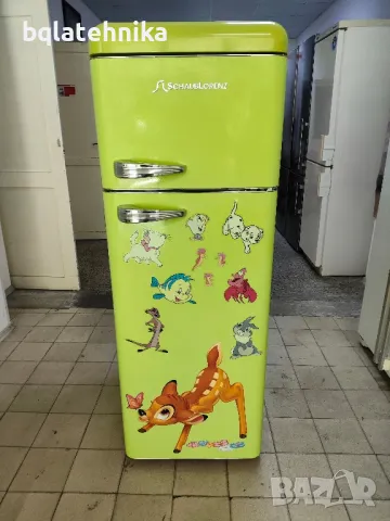 ретро хладилник с фризер