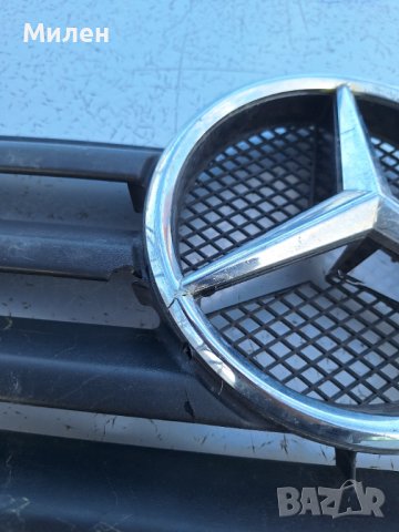 Декоративна Решетка Пред Радиатора За Мерцедес Спринтер 2000-2005 Година Mercedes Sprinter , снимка 3 - Части - 43450580
