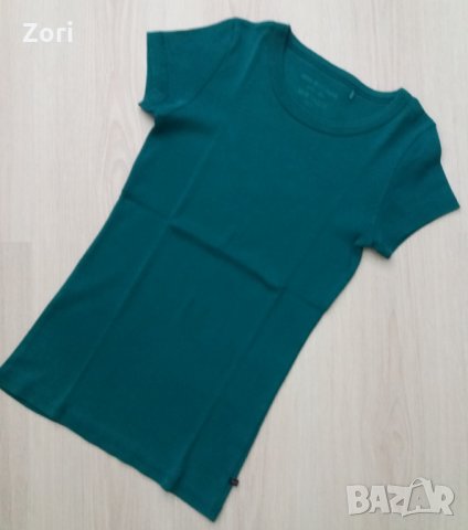 Удължена тениска в тъмно синьо-зелено