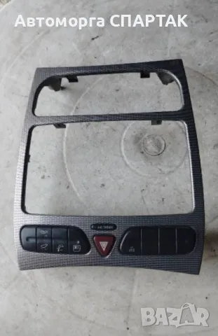Панел на конзолата Mercedes W203 CL