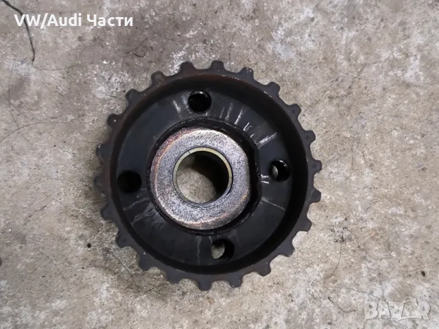 Зъбно колело колянов вал за VW Golf 4 Audi A3 Seat Skoda Bora Голф 4 Ауди А3 Сеат Шкода 038105263E, снимка 2 - Части - 50027420
