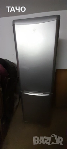 хладилник с фризер, снимка 2 - Хладилници - 53230487
