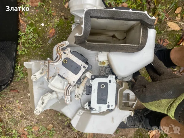 Радиатор парно Subaru Outback, снимка 2 - Части - 47284003