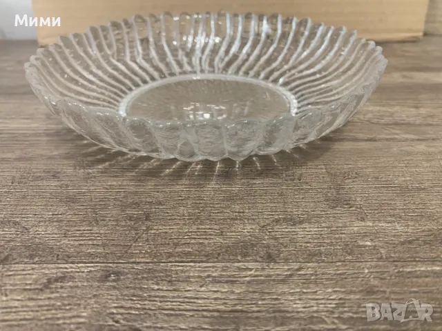 Чинийки за сладко стъклени и пластмасови и съдове за ядки и сладки., снимка 12 - Антикварни и старинни предмети - 42099255