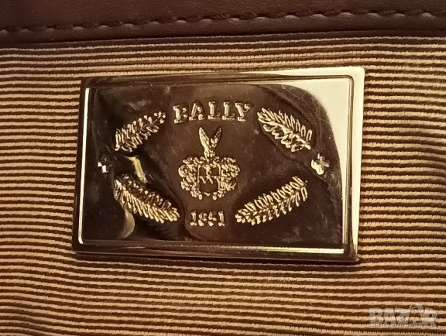 Оригинална дамска чанта BALLY, Швейцария. , снимка 12 - Чанти - 43032075