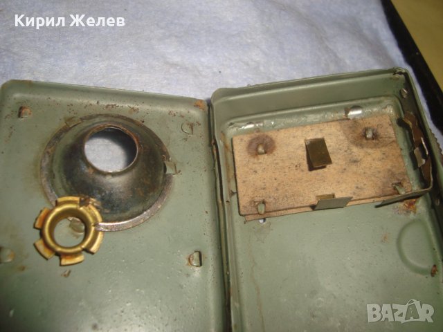 СТАРО СИГНАЛНО МЕТАЛНО РЯДКО РЕТРО БДЖ ФЕНЕРЧЕ с 4 ЦВЯТА 2423 , снимка 8 - Антикварни и старинни предмети - 38276919