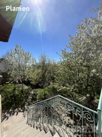 Къща с двор в село Расник, община Перник, снимка 11 - Къщи - 53286070