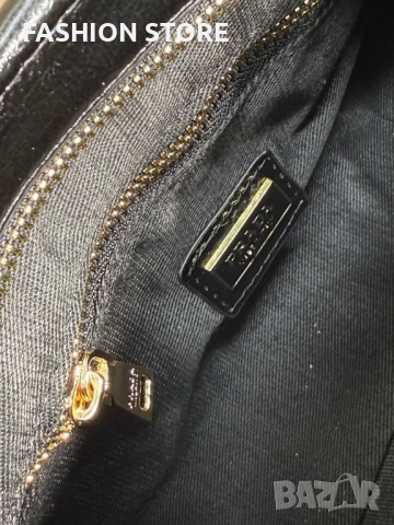 Чанти Prada, снимка 6 - Чанти - 51490279