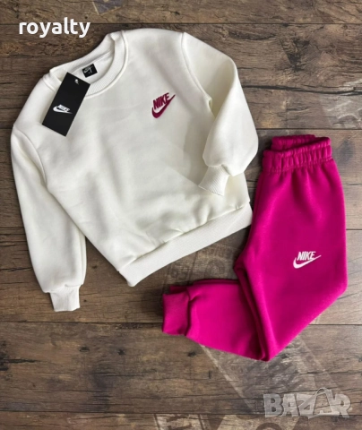 Комплект за момиче Nike