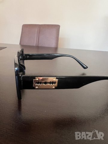 Дамски слънчеви очила , хит модели на Balenciaga , Versace , Philipp plein, снимка 6 - Слънчеви и диоптрични очила - 43955096