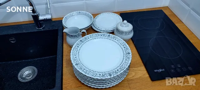Порцеланов комплект, снимка 2 - Сервизи - 47681551