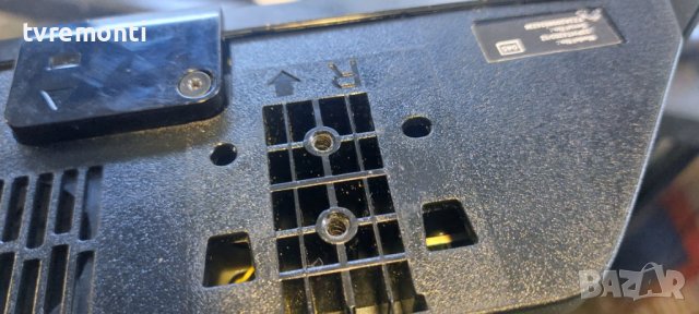 крачета за телевизор Philips модел 32PHT4203/12, снимка 3 - Стойки, 3D очила, аксесоари - 42983254