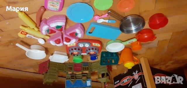 Дървена детска кухня с аксесоари, снимка 14 - Играчки за стая - 52822978