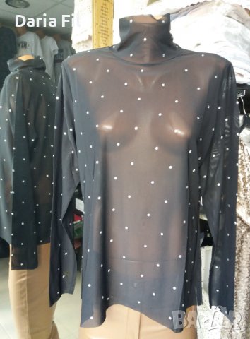 УНИКАЛНА черна шифонена блуза с полуполо яка - цялата обсипана със сребристи камъчета , снимка 3 - Тениски - 39390697