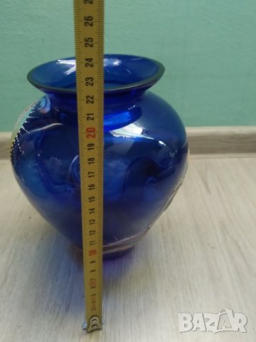 стъклена ваза в арт стил, снимка 3 - Вази - 39160353