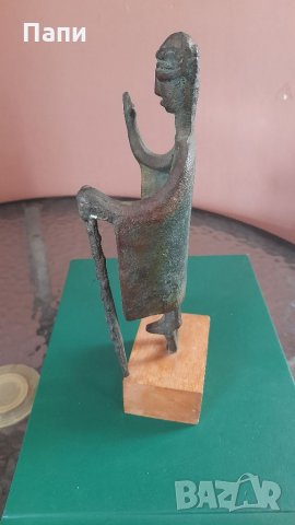 Статуетка на древен войн от нурагическата цивилизация, снимка 3 - Антикварни и старинни предмети - 34923190