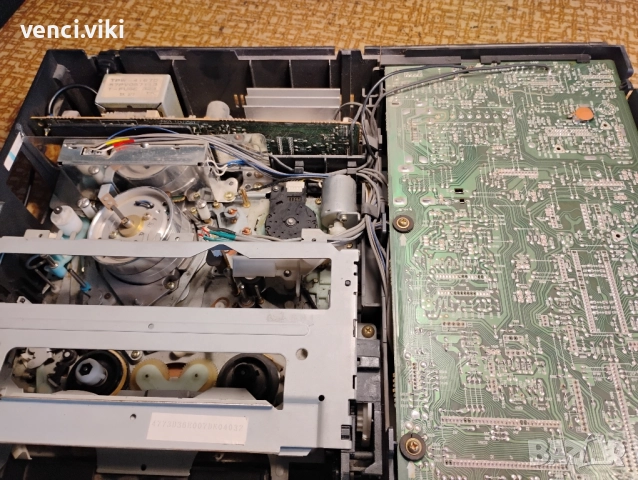 Видео Condor model vcr 8125vps за части или ремонт, снимка 6 - Плейъри, домашно кино, прожектори - 51944403