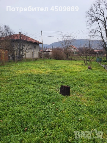 ПРОДАВА КЪЩА С ДВОР, снимка 3 - Къщи - 53057152