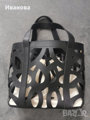Дамска кожена чанта с дантелен ефект