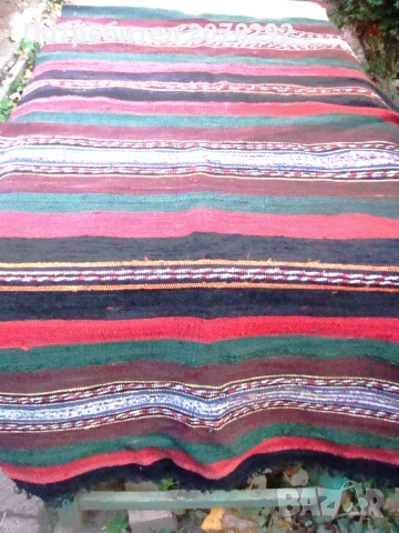 Стара вълнена черга от 20-ти век, снимка 2 - Антикварни и старинни предмети - 52236485