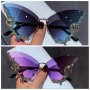 Дамски слънчеви очила пеперуда с камъчета, снимка 1 - Слънчеви и диоптрични очила - 43676192