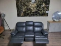 Тъмно сив кожен диван тройка с ръчен релаксиращ механизъм, снимка 7