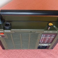 Vintage Sony ICF-111L   AM/FM Radio, 1970's  Japan, снимка 6 - Радиокасетофони, транзистори - 33036844