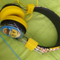 Детски слушалки с емоджита , снимка 3 - Слушалки, hands-free - 37834408