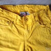 💙 Жълти дънки еластични 8-10 години, снимка 2 - Детски панталони и дънки - 38291436
