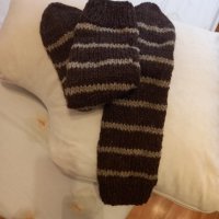 Ръчно плетени мъжки чорапи от вълна, размер 44, снимка 2 - Мъжки чорапи - 43250161
