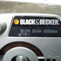Ръчен циркуляр Black&Decker 1020W, снимка 3 - Други инструменти - 32363569