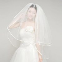 Бял булчински воал с гребен 2022 късо средна цена евтин софийски тюл, снимка 3 - Сватбени рокли - 35255619