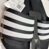 Оригинални чехли Adidas 37 номер, снимка 4 - Детски сандали и чехли - 38363328