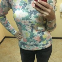Дамска плетена блуза с флорални мотиви, снимка 4 - Блузи с дълъг ръкав и пуловери - 27657844