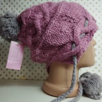 Дамска плетена шапка с висящ ефект- мпш46, снимка 2 - Шапки - 43302237
