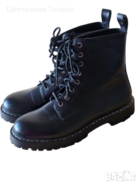 Боти НМ, снимка 1