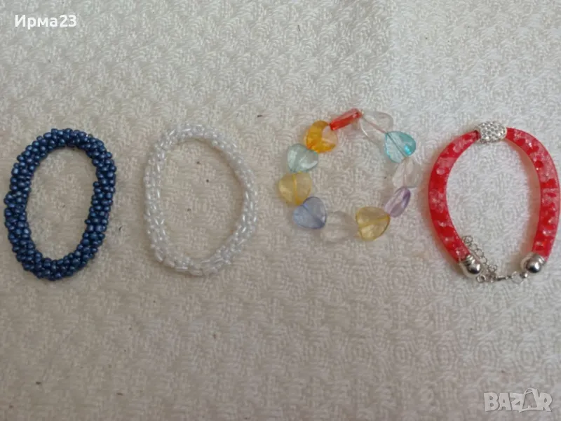 Лот дамски гривни, снимка 1