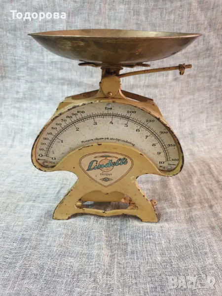 Антична домакинска везна,кантар, снимка 1