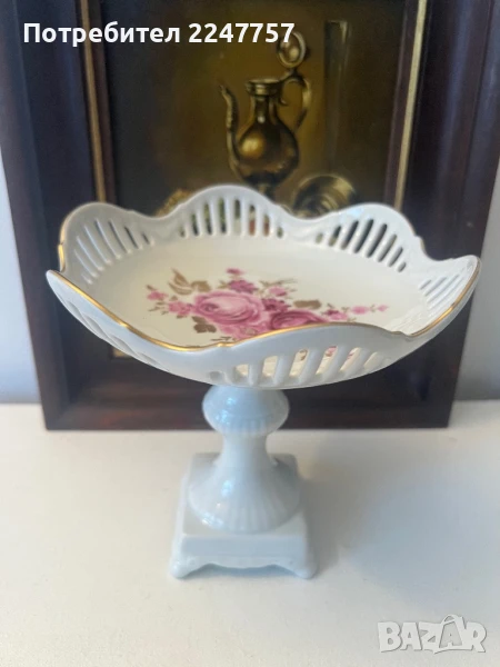 Винтидж порцеланова купа Lichte GDR с рози и позлата, снимка 1