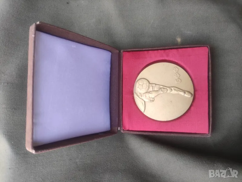 Плакет 75 години 1909-1984 Българска футболна федерация, снимка 1