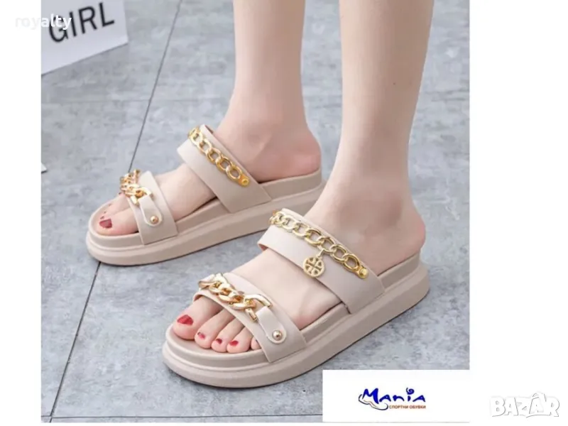 Дамски чехли на платформа с метален аксесоар, снимка 1