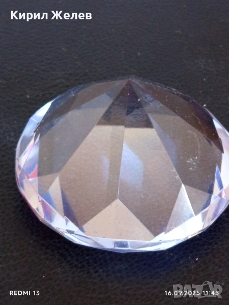 Преспасие от кристално стъкло с форма на диамант много красиво 48991, снимка 1