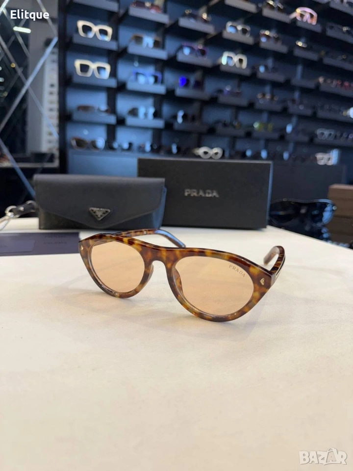 очила с черен обикновен калъф и ув защита tom ford prada, снимка 1