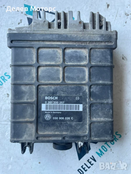 ECU компютър 0261200257 от Volkswagen Golf 3, снимка 1