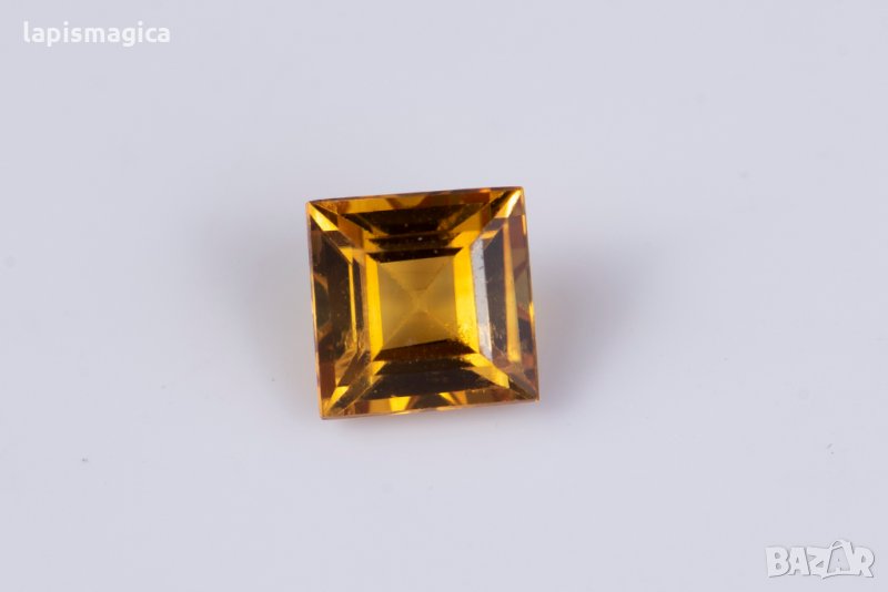 Жълт сапфир 0.7ct 4.4mm само нагряван, снимка 1