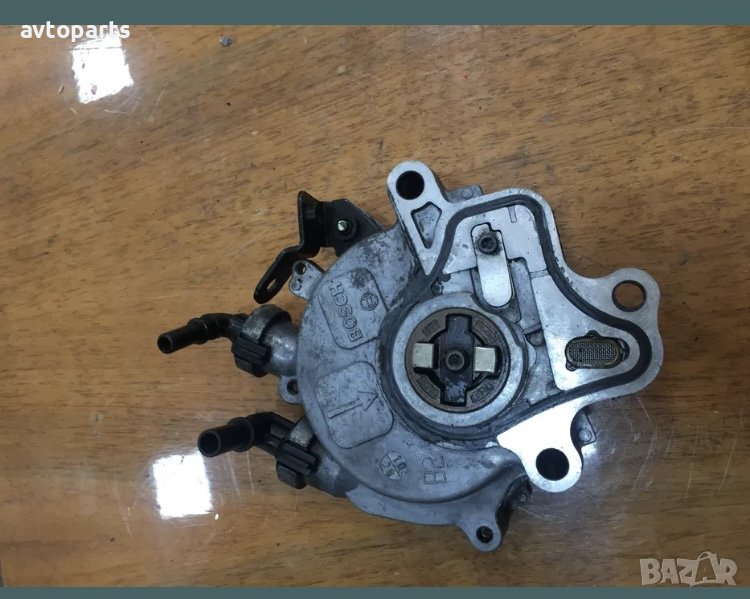 Jagyar s-type 2006година 2.7d вакум помпа, снимка 1