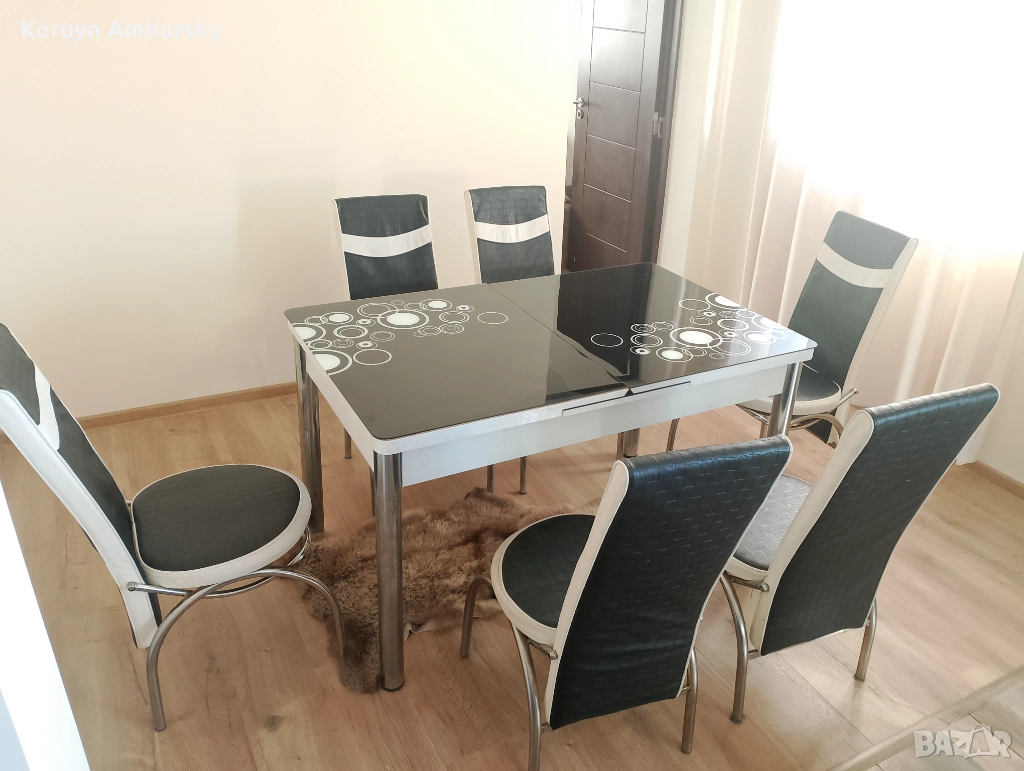 Холна или трапезна маса с 4 стола, снимка 1