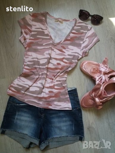 Къси дънки + розова камуфлажна блузка, снимка 1