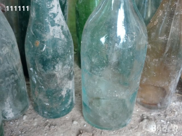 Стъклени шишета с порцеланови тапи стари за колекционери. Има шишета с надписи на стъклото. , снимка 10 - Колекции - 32251249